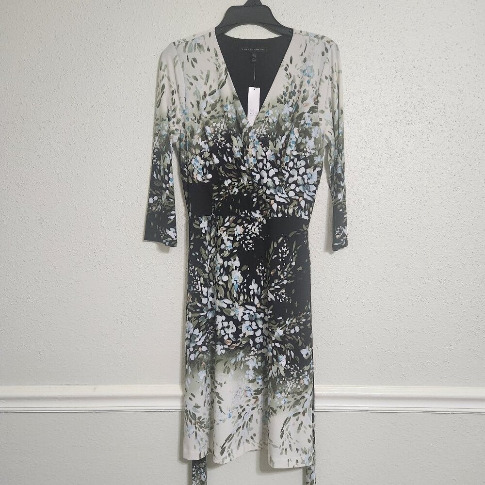NWT White House Black Market Women's Lined Faux Wrap Dress Sz 6 Floral Stretch